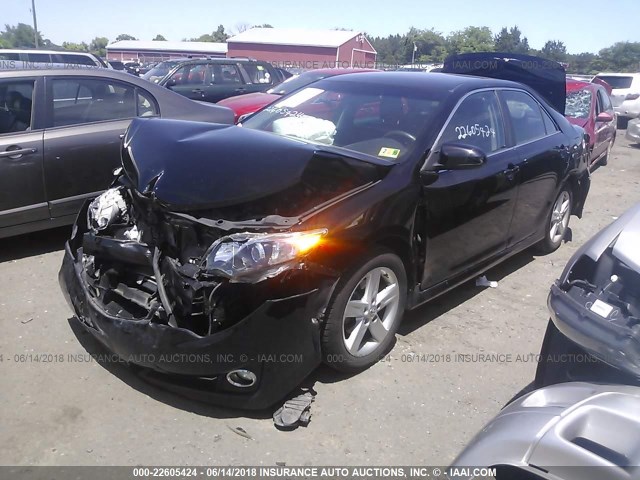 4T1BF1FK0DU647983 - 2013 TOYOTA CAMRY L/SE/LE/XLE 黑色 照片 2