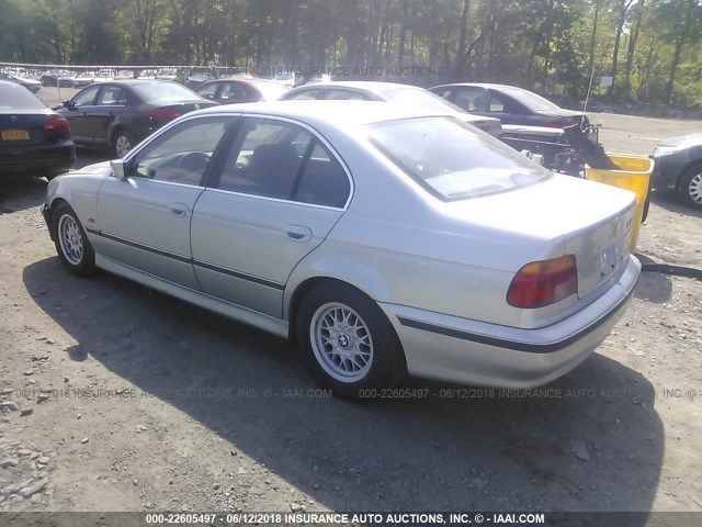 WBADD632XVBW24354 - 1997 BMW 528 I AUTOMATIC SILVER photo 3