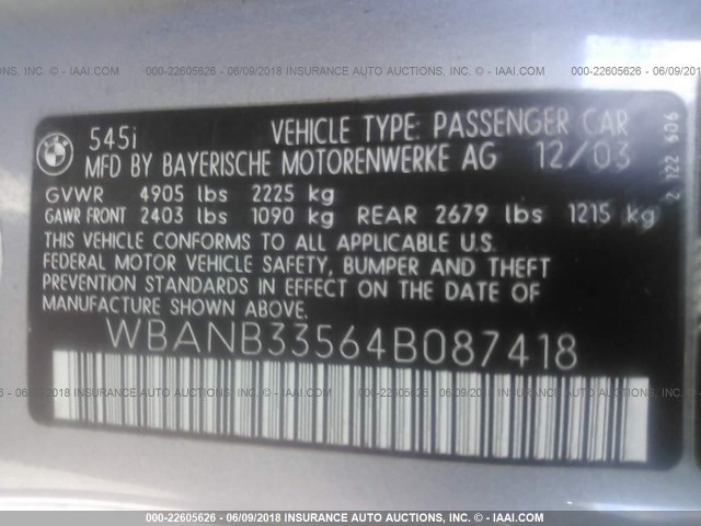 WBANB33564B087418 - 2004 BMW 545 I SILVER photo 9