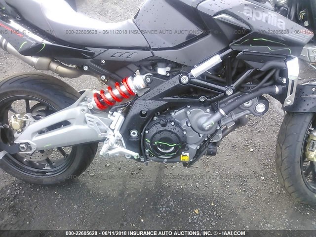 ZD4RAC018GS001530 - 2016 APRILIA SHIVER 750 BLACK photo 8