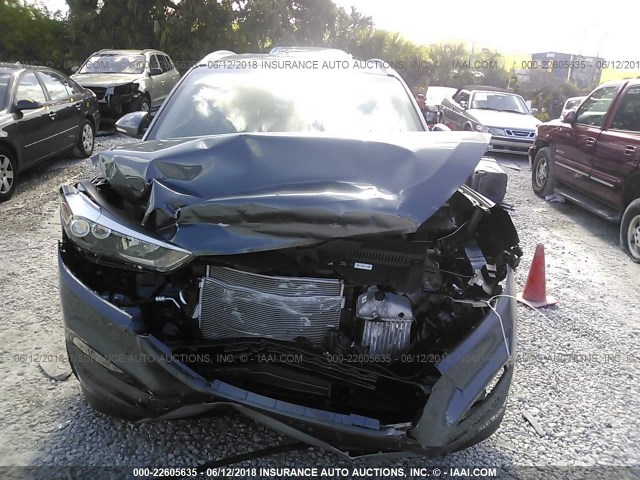 KM8J33A24HU520845 - 2017 HYUNDAI TUCSON LIMITED/SPORT AND ECO/SE GRAY photo 6