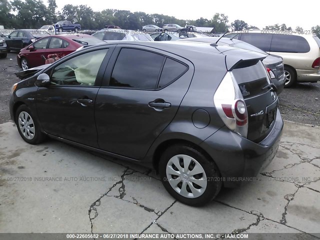 JTDKDTB3XD1536248 - 2013 TOYOTA PRIUS C GRAY photo 3