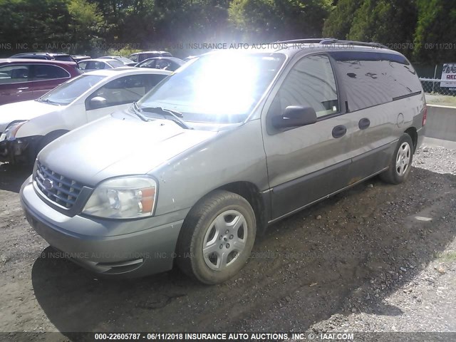 2FMZA51634BA91382 - 2004 FORD FREESTAR SE GREEN photo 2