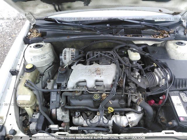 1G1NE52M2WY150702 - 1998 CHEVROLET MALIBU LS WHITE photo 10