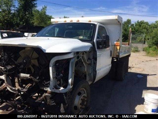 1FDRF3H69BEC76579 - 2011 FORD F350 SUPER DUTY WHITE photo 2