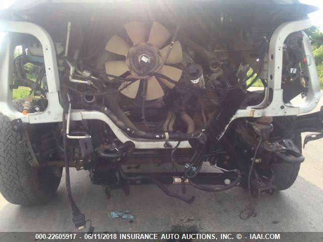 1FDRF3H69BEC76579 - 2011 FORD F350 SUPER DUTY WHITE photo 6