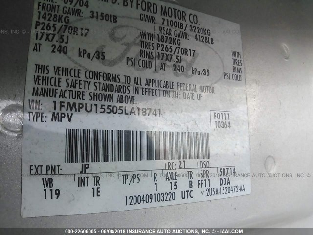 1FMPU15505LA18741 - 2005 FORD EXPEDITION XLT SILVER photo 9