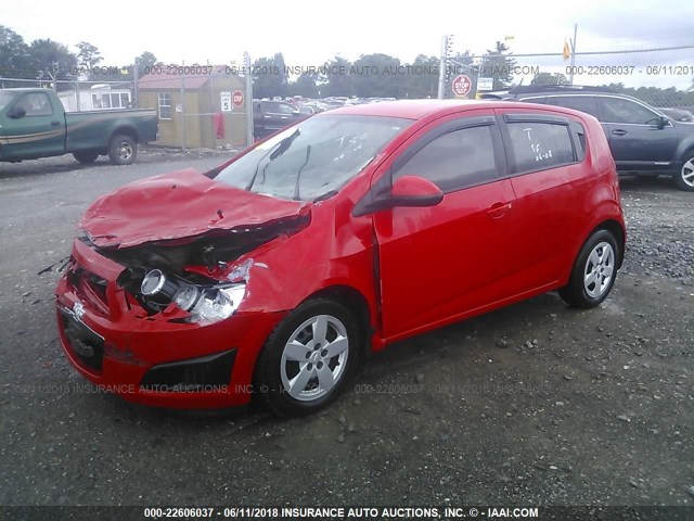 1G1JA6SH9F4128092 - 2015 CHEVROLET SONIC LS 红色 照片 2