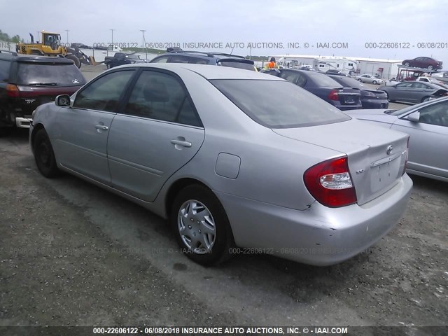 4T1BE32K53U677838 - 2003 TOYOTA CAMRY LE/XLE/SE 银色 照片 3