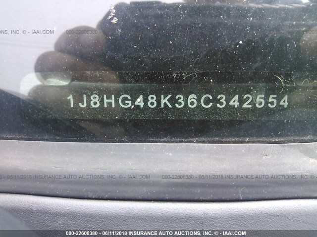 1J8HG48K36C342554 - 2006 JEEP COMMANDER ნაცრისფერი ფოტო 9