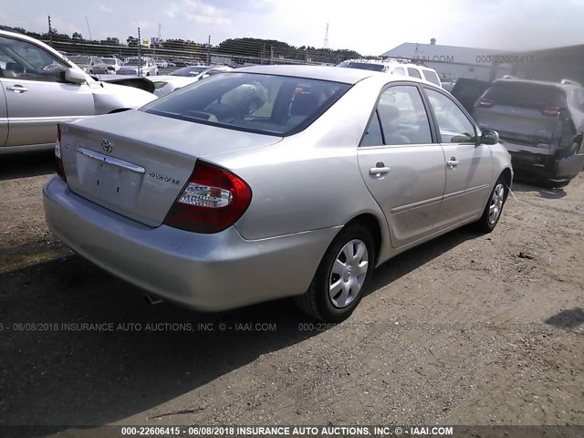 4T1BE32K33U124072 - 2003 TOYOTA CAMRY LE/XLE/SE Gümüş foto 4