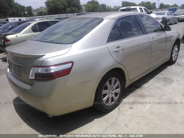 JTNBB46K773029678 - 2007 TOYOTA CAMRY NEW GENERAT HYBRID GOLD photo 4