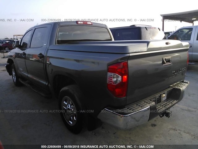 5TFEM5F12EX082335 - 2014 TOYOTA TUNDRA CREWMAX SR5 GRAY photo 3