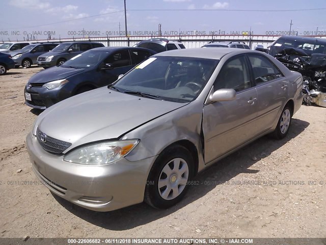 4T1BE32K04U891136 - 2004 TOYOTA CAMRY LE/XLE/SE ვერცხლისფერი ფოტო 2