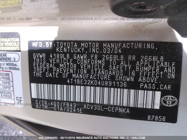 4T1BE32K04U891136 - 2004 TOYOTA CAMRY LE/XLE/SE ვერცხლისფერი ფოტო 9
