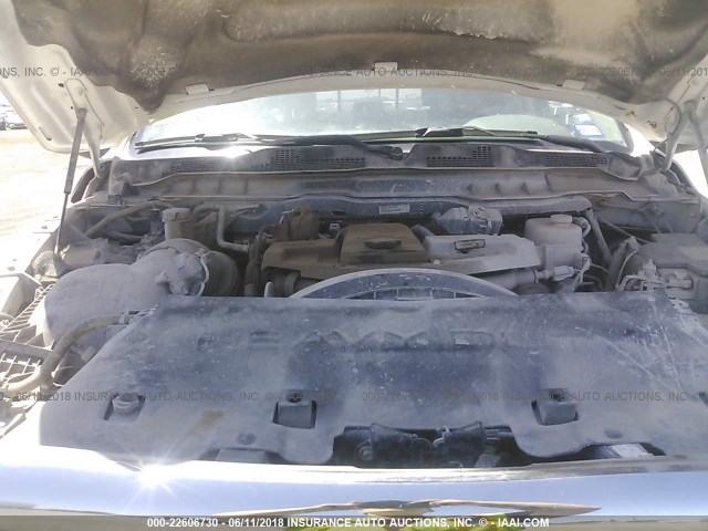 3C6UR5DL9HG725247 - 2017 RAM 2500 SLT 白色 照片 10