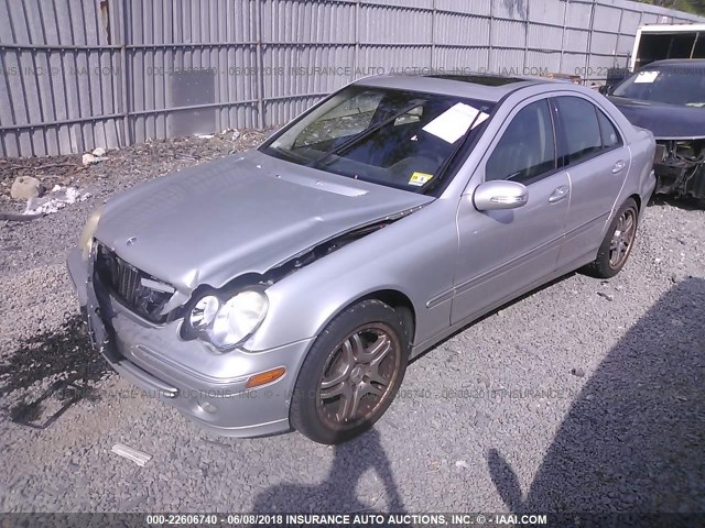 WDBRF81J35F625927 - 2005 MERCEDES-BENZ C 240 4MATIC SILVER photo 2