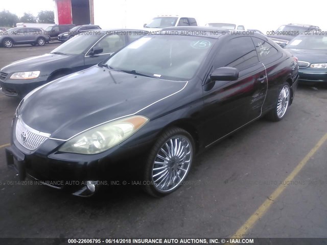 4T1CA38P24U019334 - 2004 TOYOTA CAMRY SOLARA SE/SLE BLACK photo 2