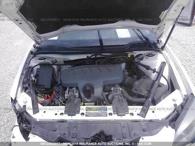 2G2WP552181190604 - 2008 PONTIAC GRAND PRIX WHITE photo 10