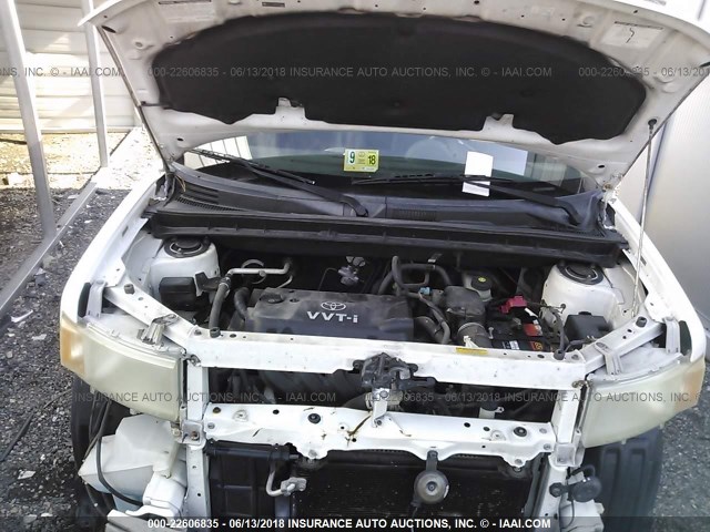 JTLKT334550202263 - 2005 TOYOTA SCION XB WHITE photo 10
