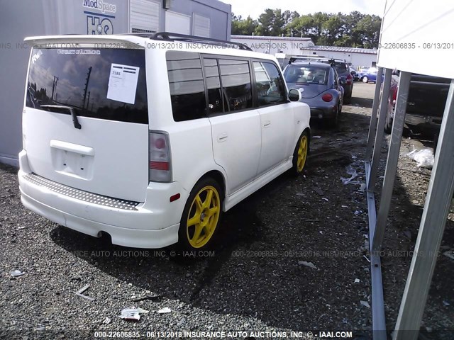 JTLKT334550202263 - 2005 TOYOTA SCION XB WHITE photo 4