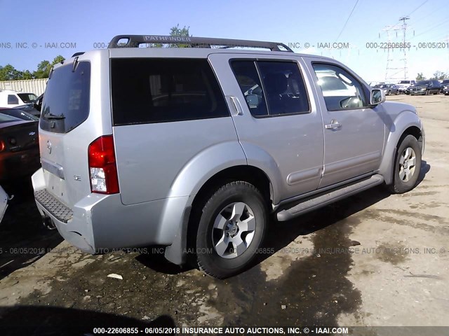 5N1AR18W26C662996 - 2006 NISSAN PATHFINDER LE/SE/XE SILVER photo 4