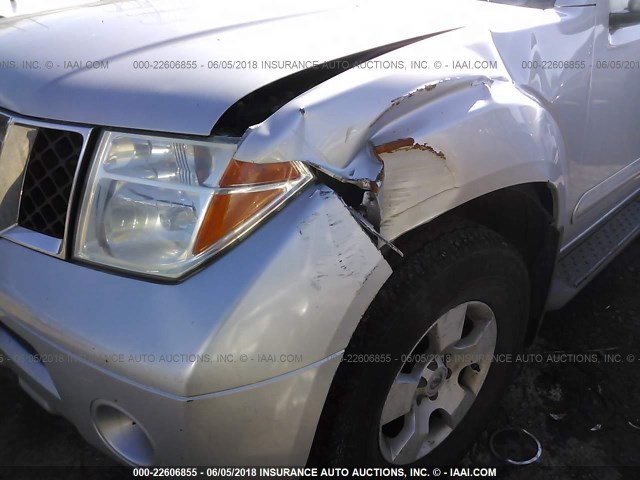 5N1AR18W26C662996 - 2006 NISSAN PATHFINDER LE/SE/XE SILVER photo 6