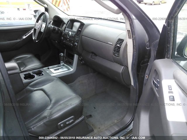 5N1AR18B68C641908 - 2008 NISSAN PATHFINDER S/LE/SE GRAY photo 5