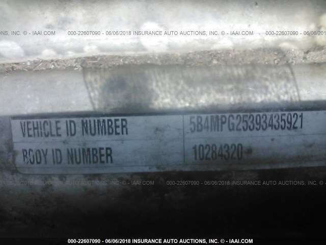 5B4MPG25393435921 - 2009 WORKHORSE CUSTOM CHASSIS COMMERCIAL CHASSI W62 白色 照片 10