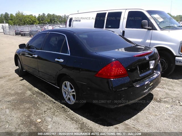 1HGCM563X7A176768 - 2007 HONDA ACCORD SE BLACK photo 3