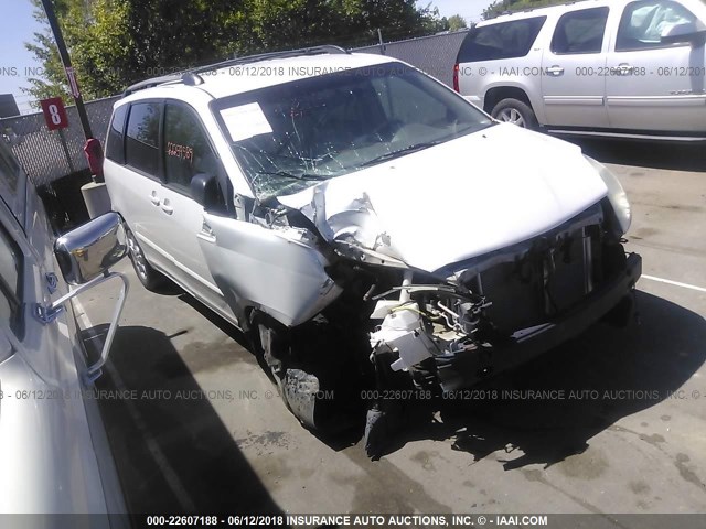 5TDZA22C26S489675 - 2006 TOYOTA SIENNA XLE/XLE LIMITED WHITE photo 1