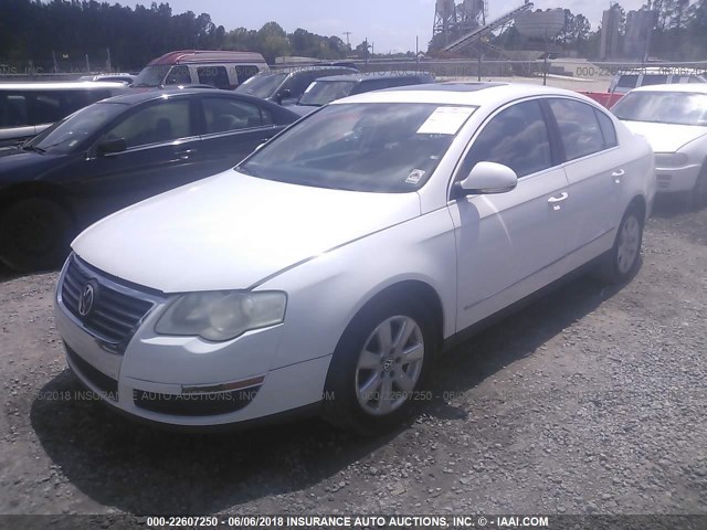 WVWEK93C86P069271 - 2006 VOLKSWAGEN PASSAT 2.0T LUXURY WHITE photo 2