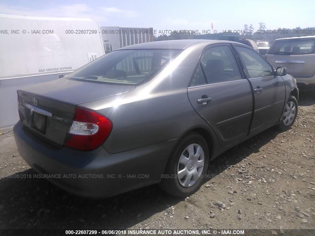 4T1BE32K34U856218 - 2004 TOYOTA CAMRY LE/XLE/SE ნაცრისფერი ფოტო 4