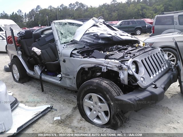 1C4HJWDG1JL929432 - 2018 JEEP WRANGLER UNLIMITE SPORT SILVER photo 1