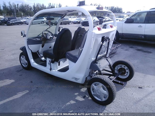 5ASAG47492F028410 - 2002 GLOBAL ELECTRIC MOTORS 825 أبيض صورة 3