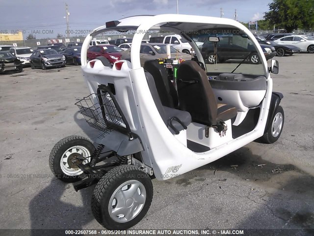 5ASAG47492F028410 - 2002 GLOBAL ELECTRIC MOTORS 825 أبيض صورة 4