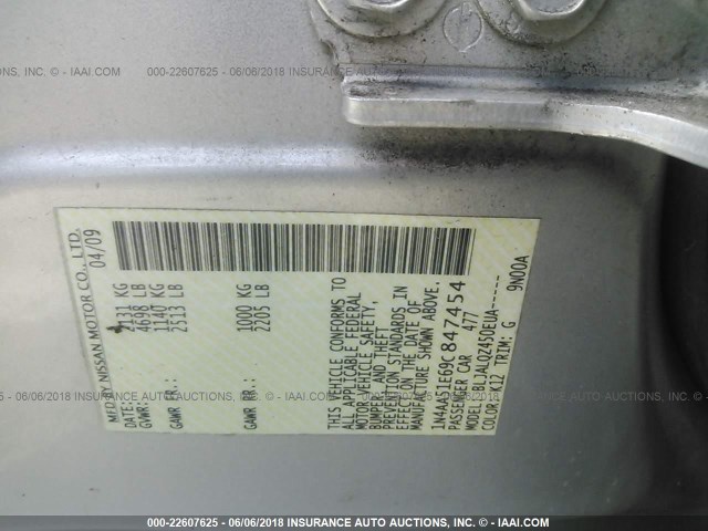 1N4AA51E69C847454 - 2009 NISSAN MAXIMA S/SV SILVER photo 9