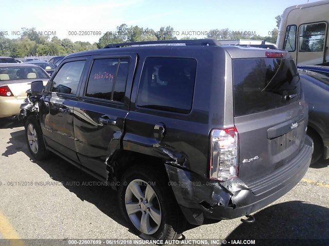 1C4NJRFB9HD140150 - 2017 JEEP PATRIOT LATITUDE GRAY photo 3