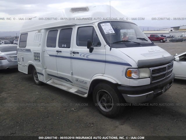 2B6KB31Y0TK154613 - 1996 DODGE RAM VAN B3500 WHITE photo 1