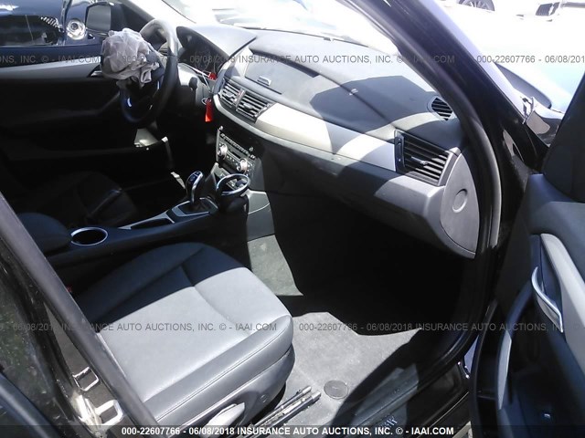 WBAVM1C59EVW53215 - 2014 BMW X1 SDRIVE28I BLACK photo 5