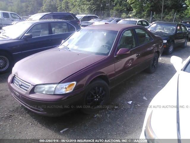 4T1BG22K61U823228 - 2001 TOYOTA CAMRY CE/LE/XLE 勃艮第红 照片 2