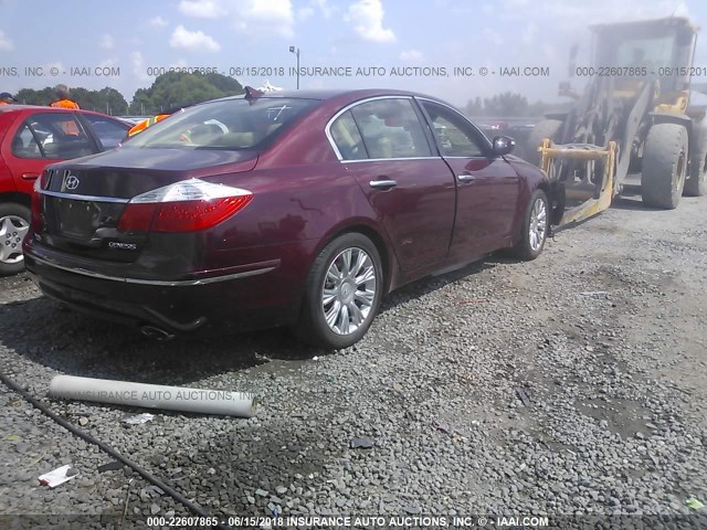 KMHGC46EX9U042581 - 2009 HYUNDAI GENESIS 3.8L MAROON photo 4