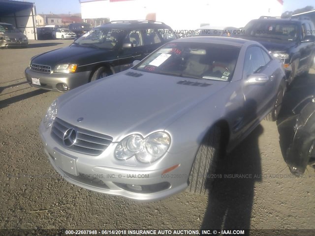 WDBSK75FX4F067019 - 2004 MERCEDES-BENZ SL 500 SILVER photo 2