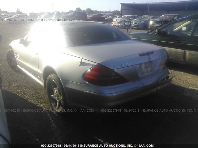 WDBSK75FX4F067019 - 2004 MERCEDES-BENZ SL 500 SILVER photo 3