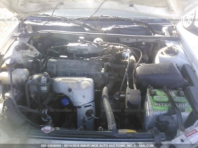 JT2BG22K5X0336132 - 1999 TOYOTA CAMRY LE/XLE Weiß Foto 10
