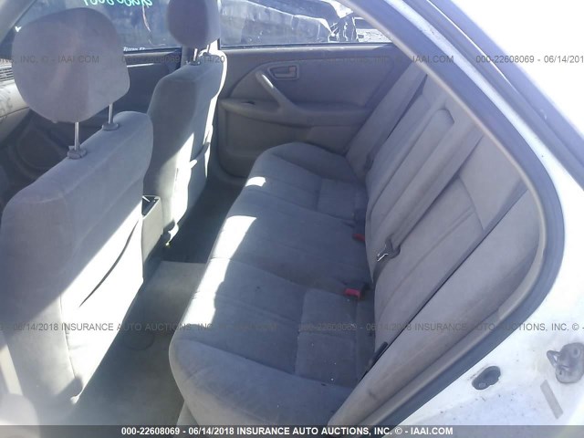 JT2BG22K5X0336132 - 1999 TOYOTA CAMRY LE/XLE Weiß Foto 8
