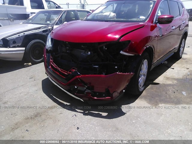 5N1AT2MT4HC857178 - 2017 NISSAN ROGUE S/SL RED photo 6