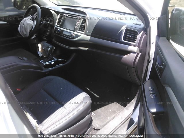 5TDZKRFH8GS182072 - 2016 TOYOTA HIGHLANDER LE/LE PLUS თეთრი ფოტო 5