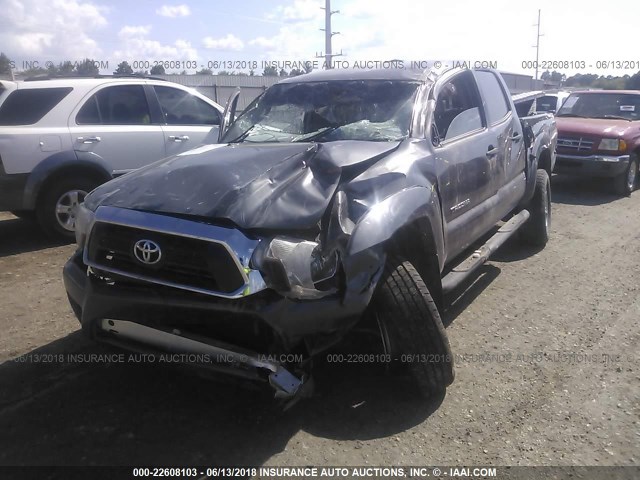 3TMJU4GN8EM160035 - 2014 TOYOTA TACOMA DOUBLE CAB PRERUNNER GRAY photo 2