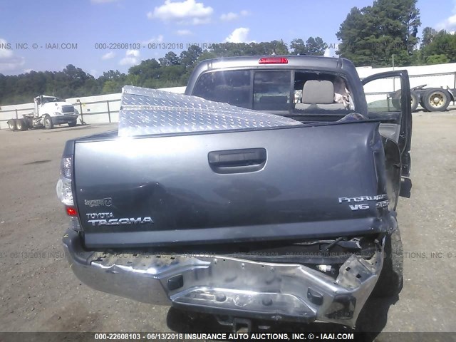 3TMJU4GN8EM160035 - 2014 TOYOTA TACOMA DOUBLE CAB PRERUNNER GRAY photo 8